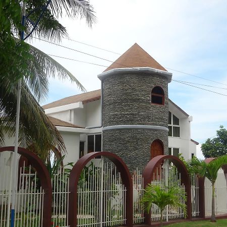 House Rapunzel Hotell Oslob Eksteriør bilde