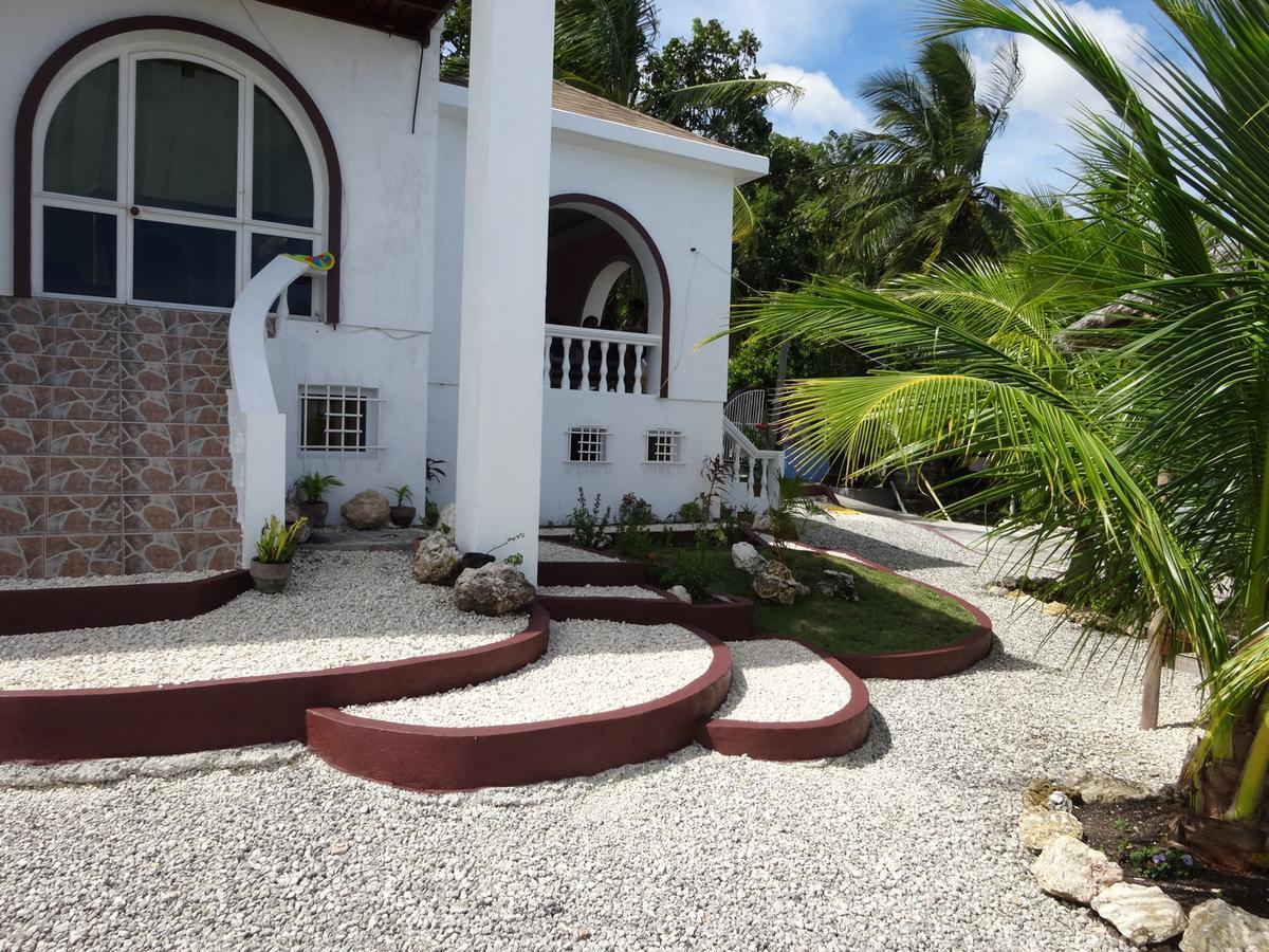 House Rapunzel Hotell Oslob Eksteriør bilde